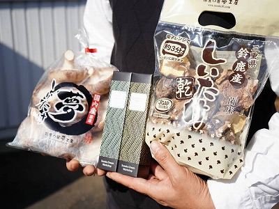 写真：様々なしいたけ商品