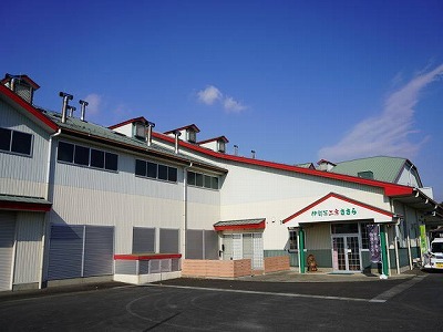 写真：工場外観