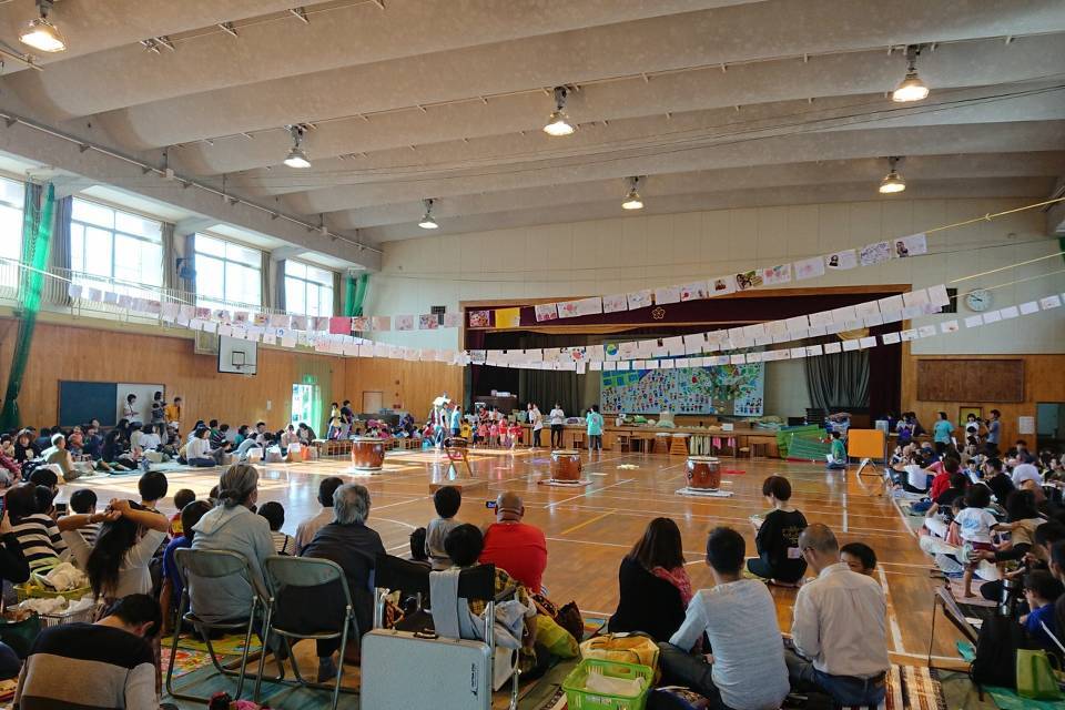 写真：お遊戯会の様子