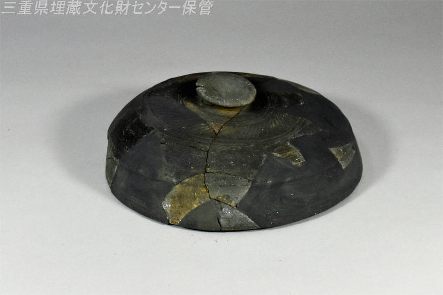 写真:須恵器有蓋高坏蓋2