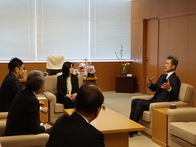 アトレチコ鈴鹿クラブ関係者宮中晩餐会会出席報告に伴う表敬訪問
