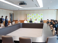 鈴鹿大学ソフトボール部「全日本大学女子ソフトボール選手権大会」及び「西日本大学女子ソフトボール選手権大会」出場に伴う表敬訪問