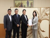 鈴鹿商工会議所自動車部会からの要望書提出