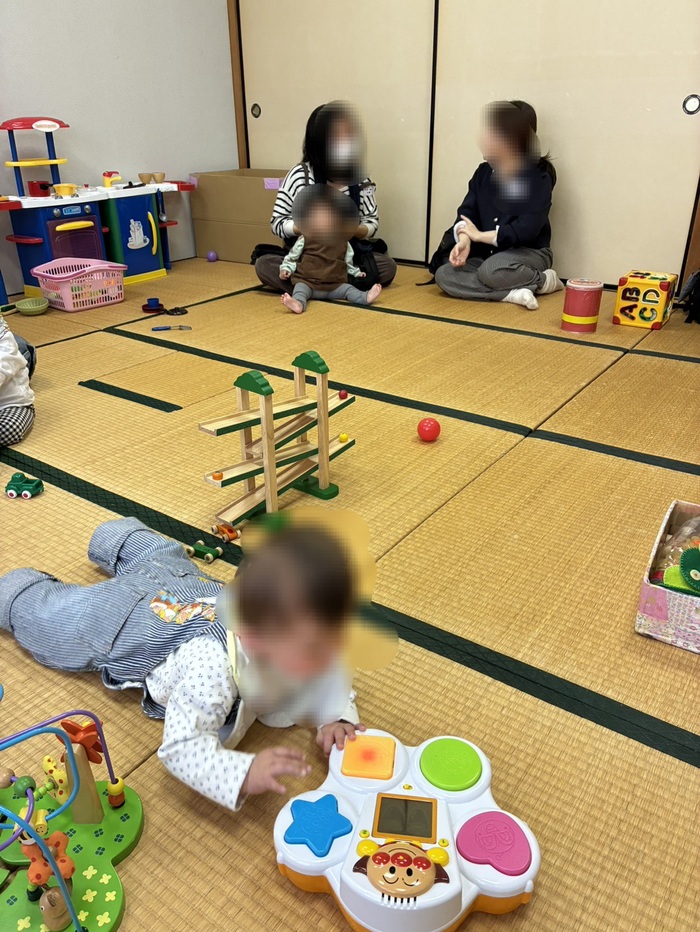 写真:妊婦同士の交流会の様子