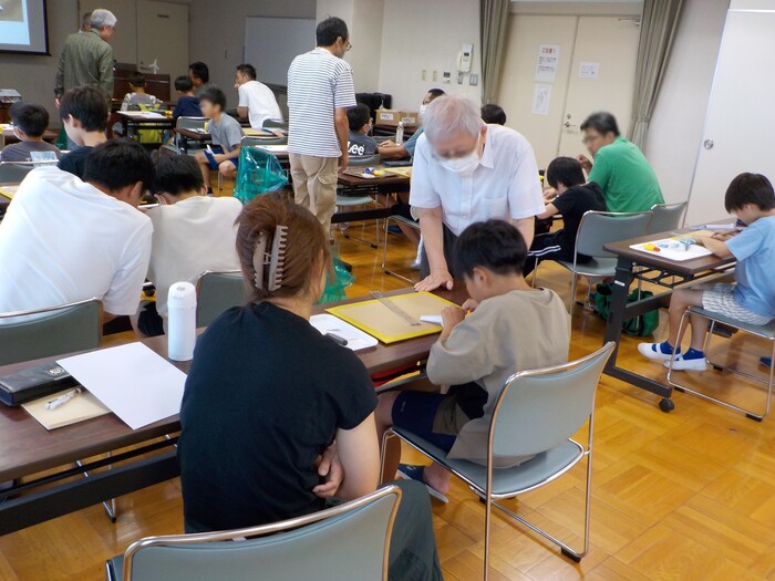 風力発電工作教室の様子