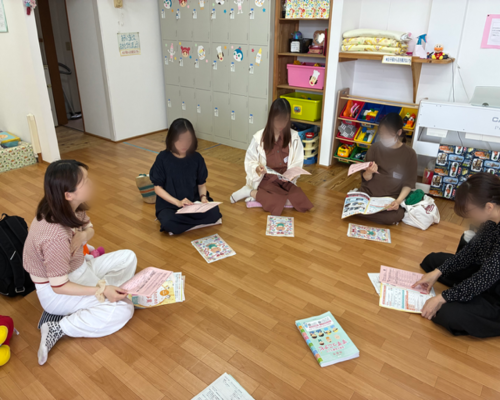 写真:プレママのつどいの様子